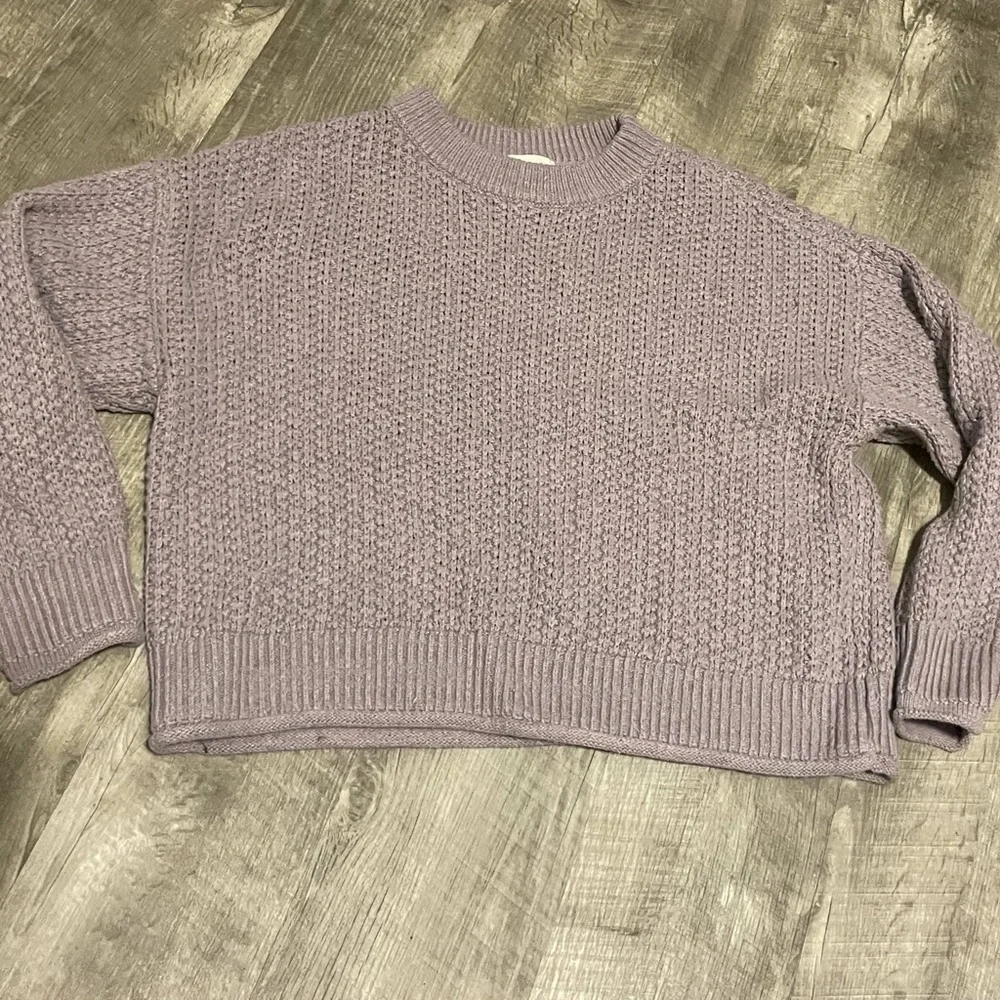 Universal Thread Sweater - Picture 3 of 3